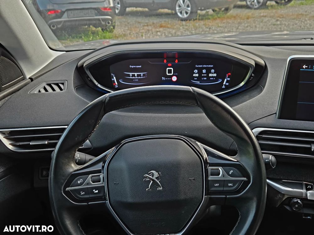 Peugeot 3008 PureTech 130 Stop & Start GPF Allure - 19