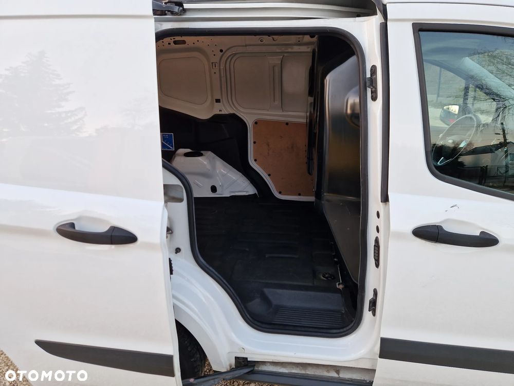 Ford TRANSIT COURIER - 13
