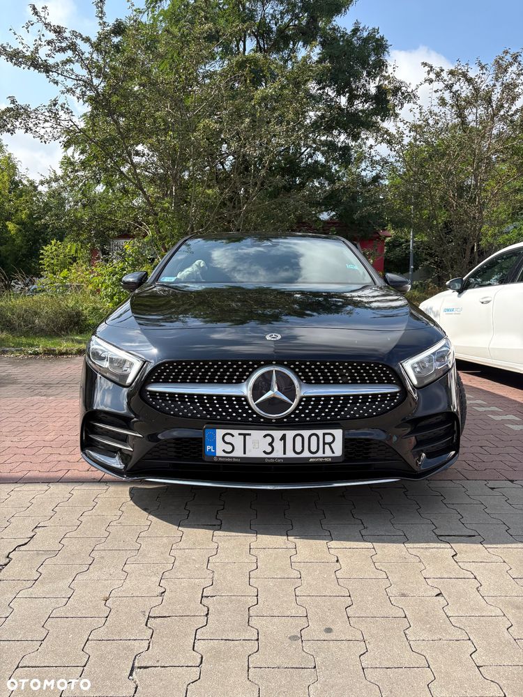 Mercedes-Benz Klasa A 200 AMG Line 7G-DCT - 3