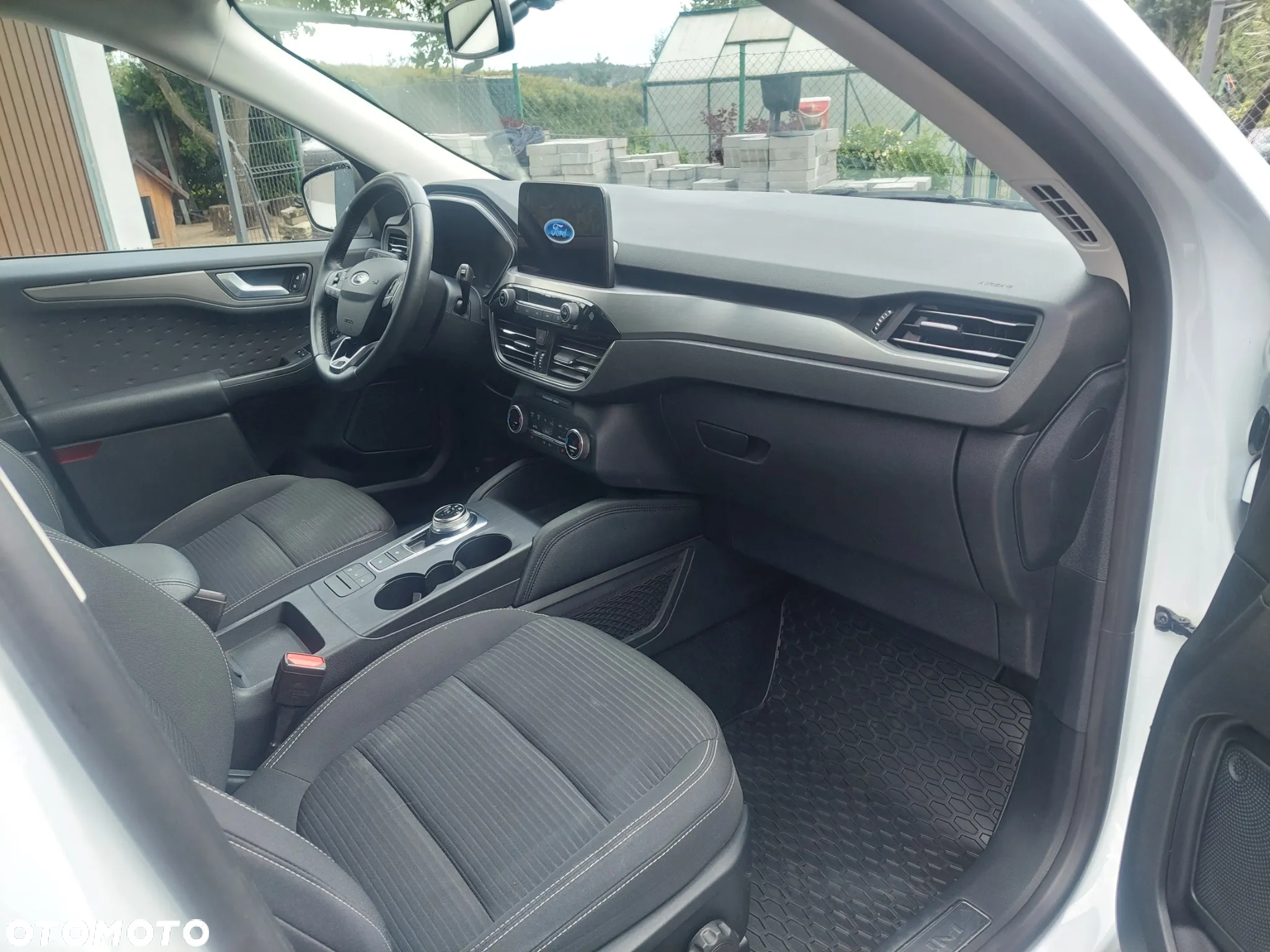 Ford Kuga - 9
