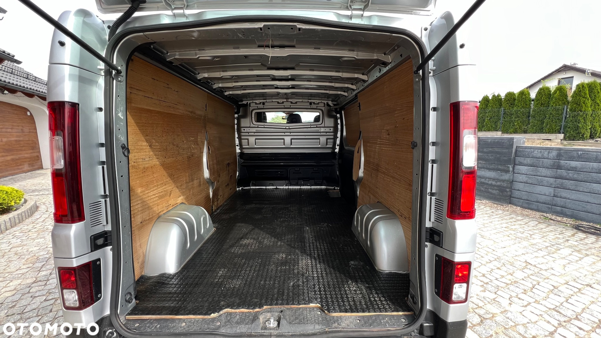 Renault TRAFIC TALENTO - 16