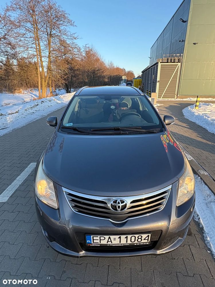 Toyota Avensis 1.8 Sol - 2