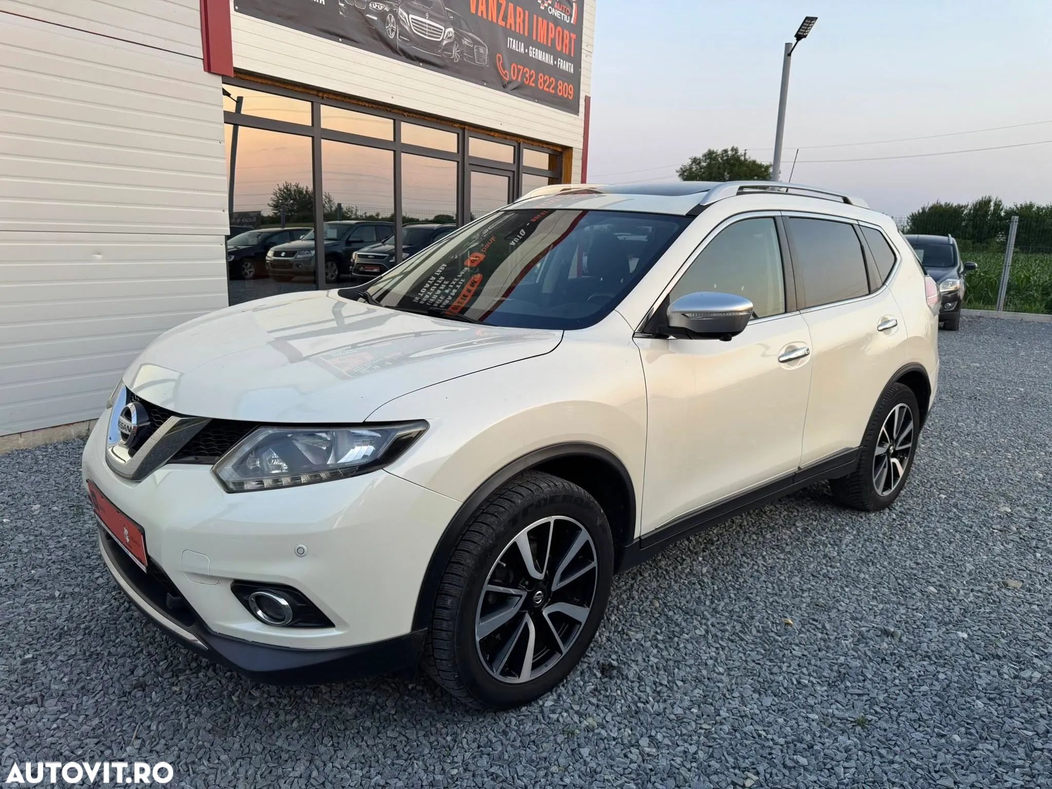 Nissan X-Trail 1.6L dCI Start/Stop Tekna - 1