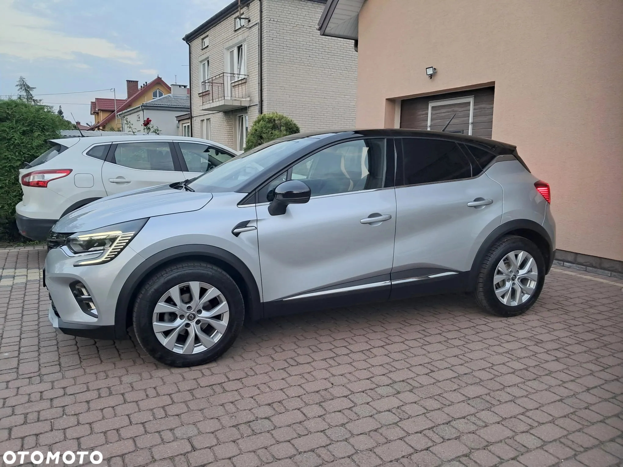 Renault Captur BLUE dCi 115 INTENS - 21