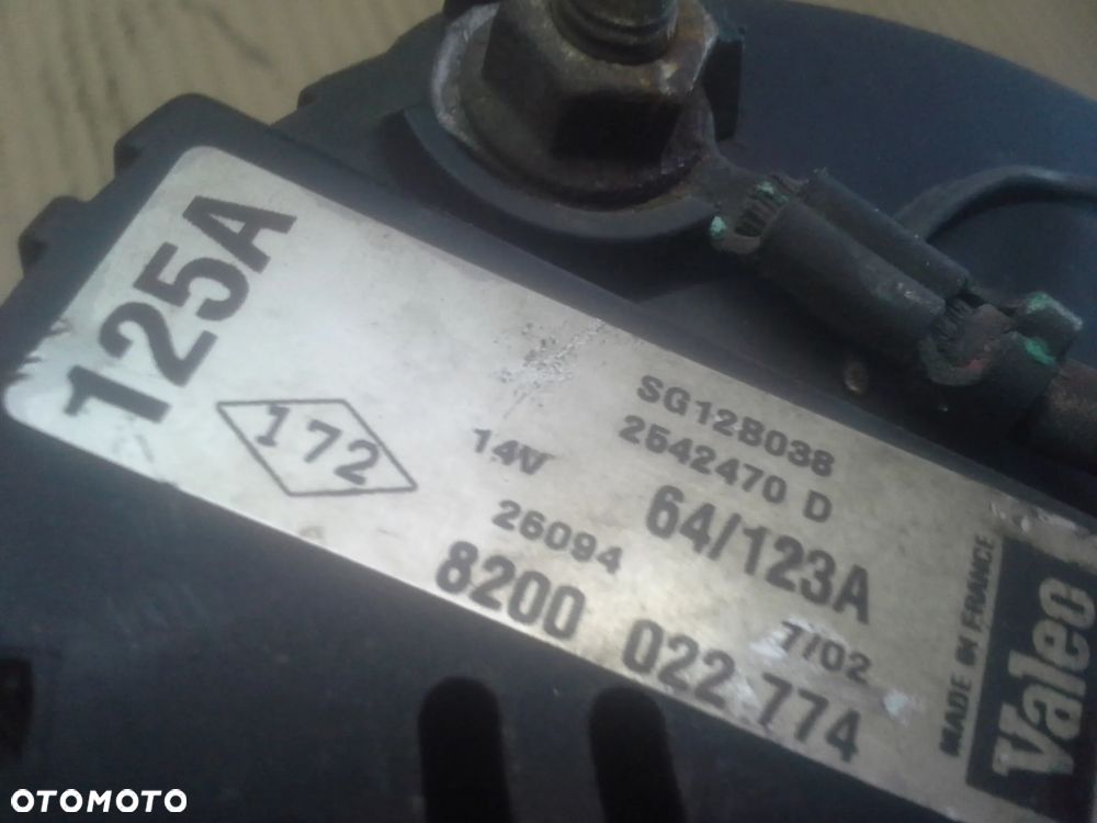 Alternator Renault Clio II 1.5 DCi 8200022774 Valeo - 8