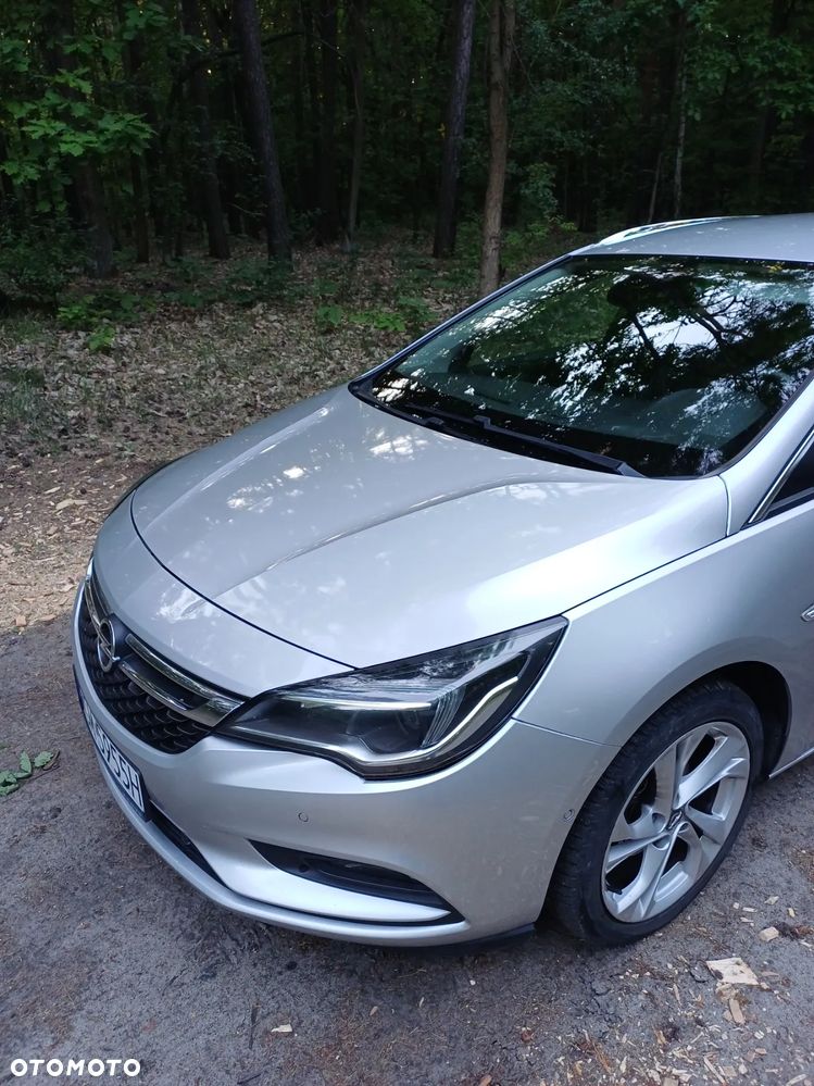 Opel Astra 1.4 T Elite S&S - 8