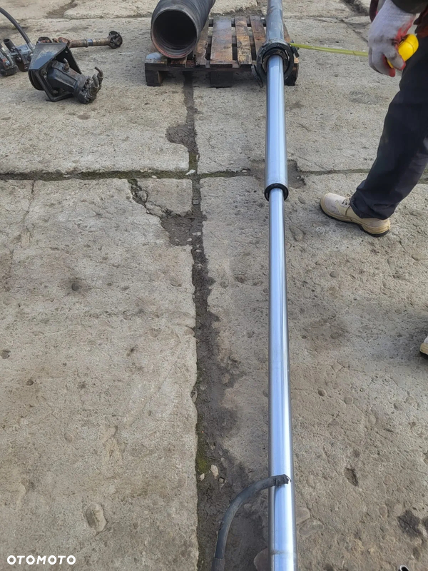 siłownik hydrauliczny dł. po złożeniu 162 cm