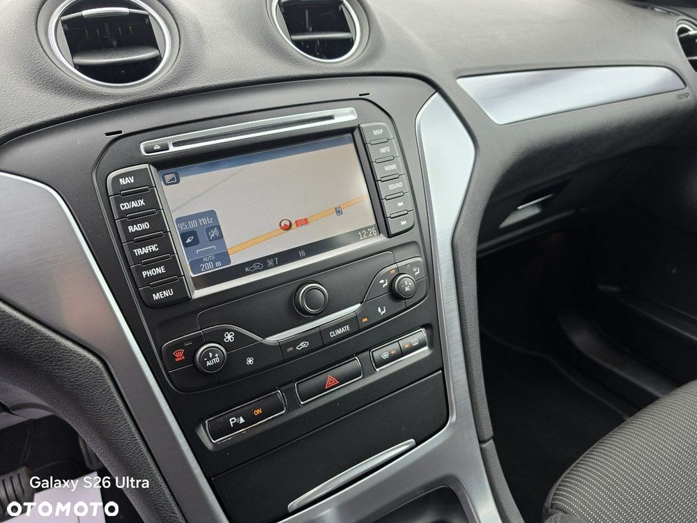 Ford Mondeo 1.6 T Titanium - 38