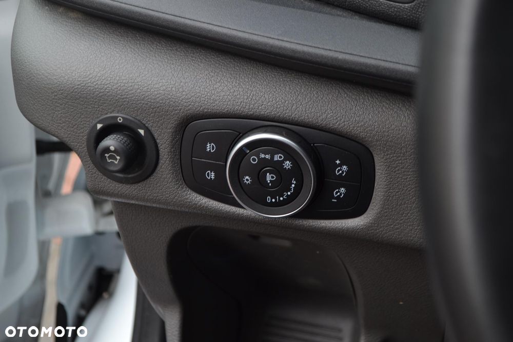 Ford Transit L4H3 - 19