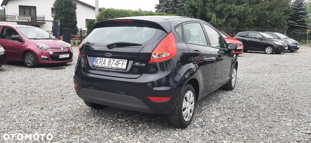 Ford Fiesta - 17
