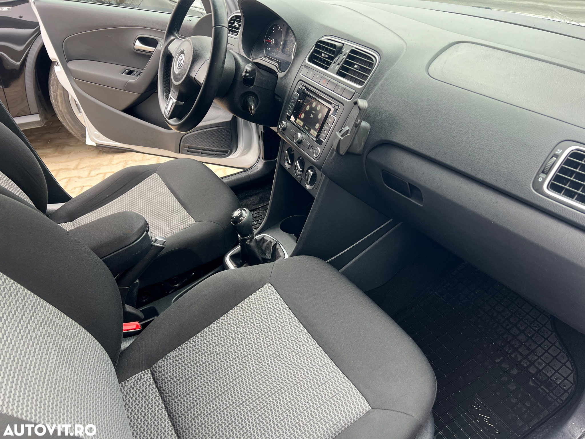 Volkswagen Polo 1.2 TDI CR DPF Highline - 8