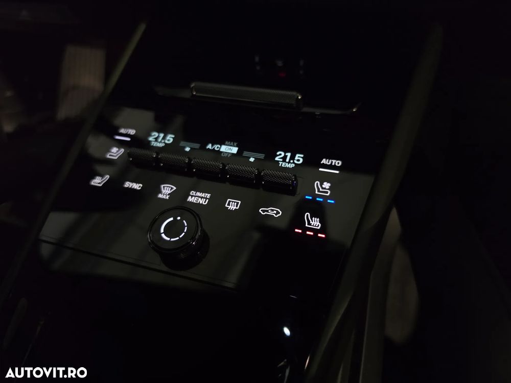 Porsche Cayenne Coupe Black Edition - 38