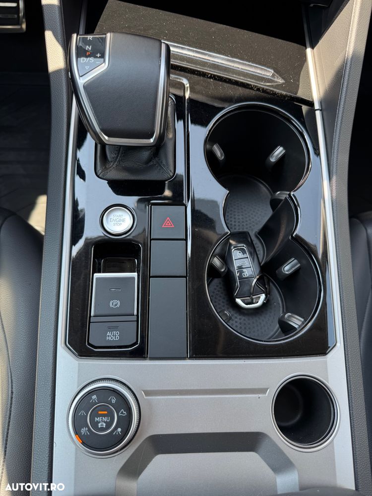 Volkswagen Touareg V6 TSI R-Style - 7