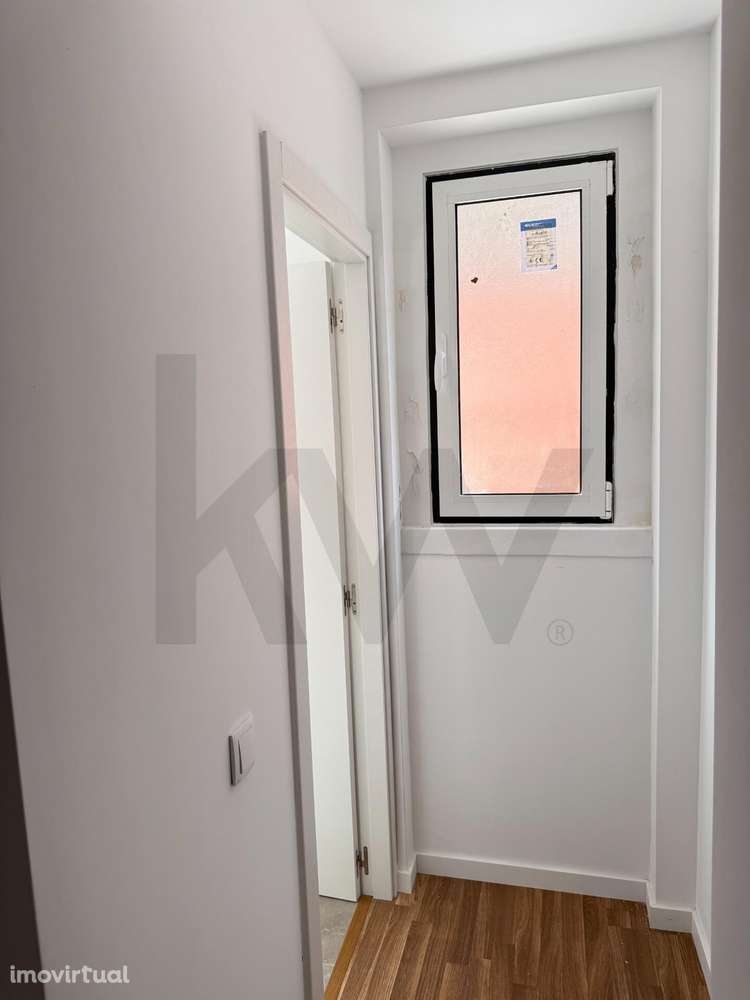 Apartamento T0 na Rua Tomás da Anunciação - Grande imagem: 5/23