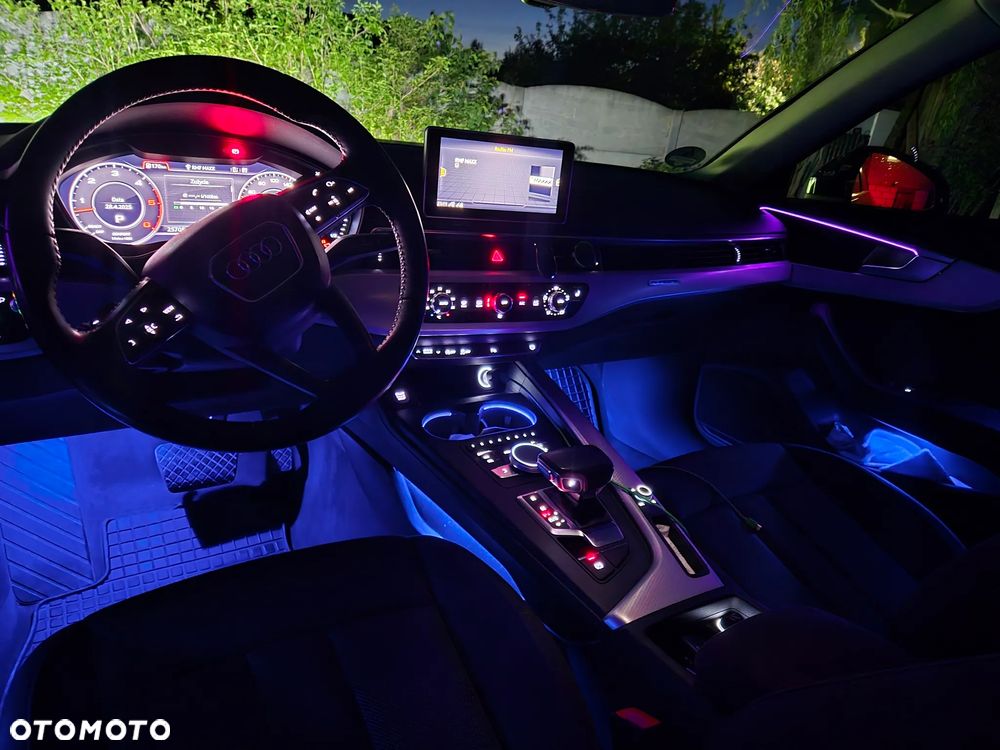 Audi A4 Avant 3.0 TDI S tronic - 16