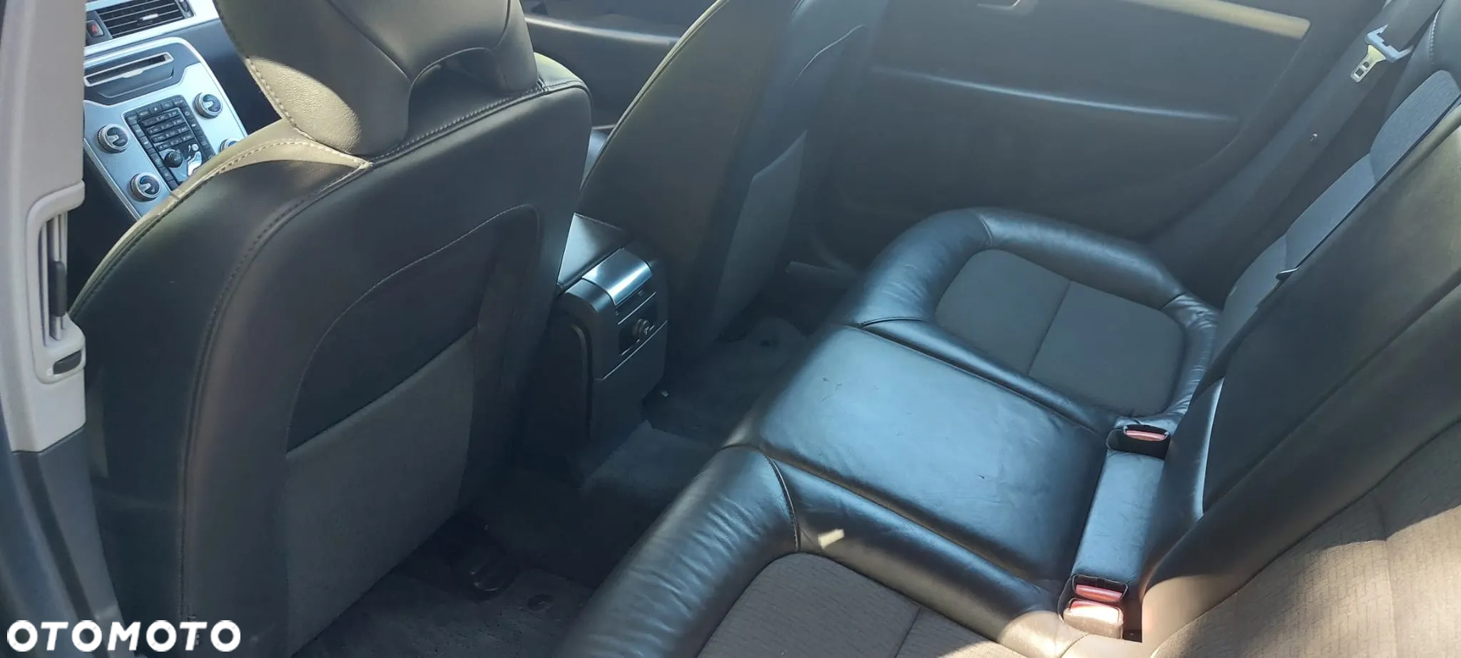 Volvo V70 D4 Drive-E Momentum - 16