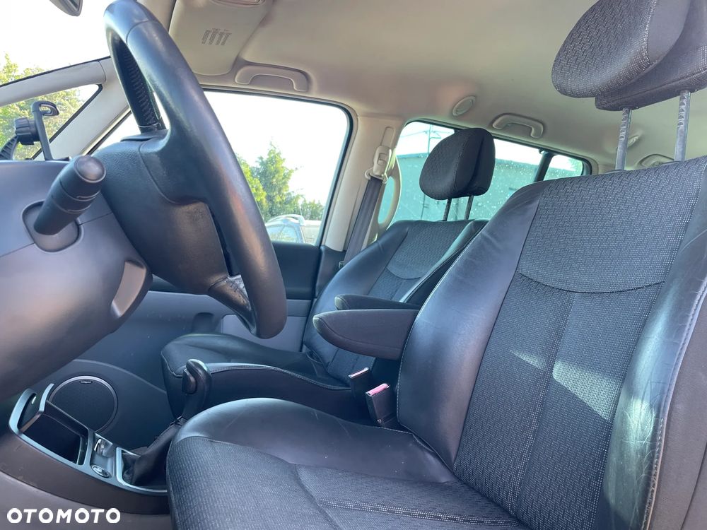 Renault Espace 2.0T Privilege - 12