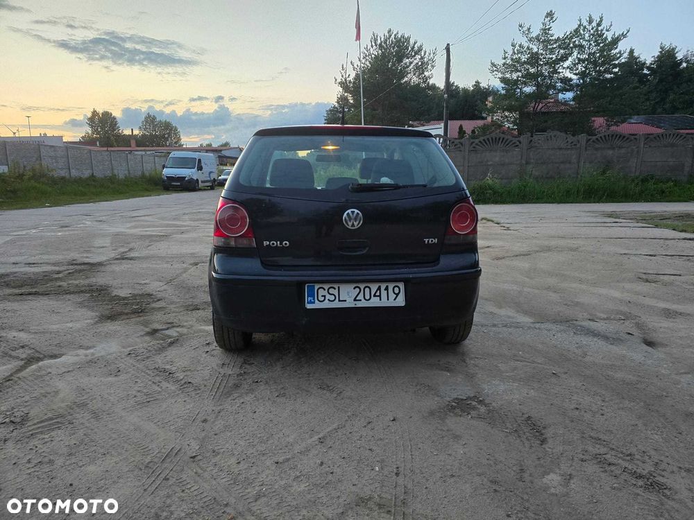 Volkswagen Polo - 4