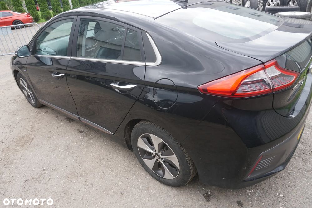 Hyundai IONIQ Electric Platinum - 4