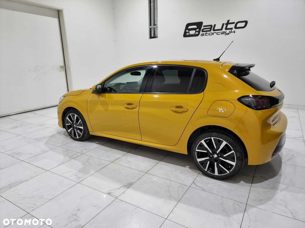 Peugeot 208 - 6