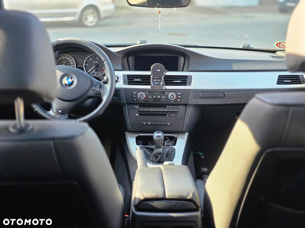 BMW Seria 3 320d - 12
