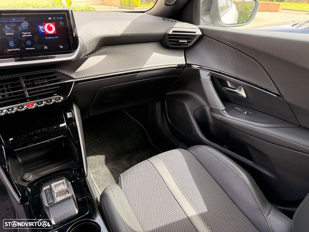 Peugeot 2008 1.2 PureTech GT Line EAT8 - 18