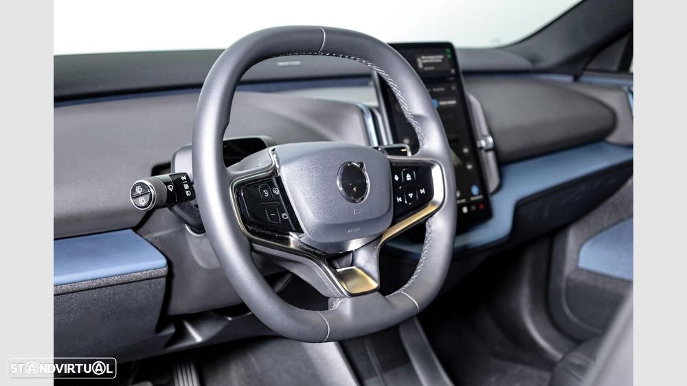 Volvo EX30 69 kWh Single Motor Extended Range Plus - 11