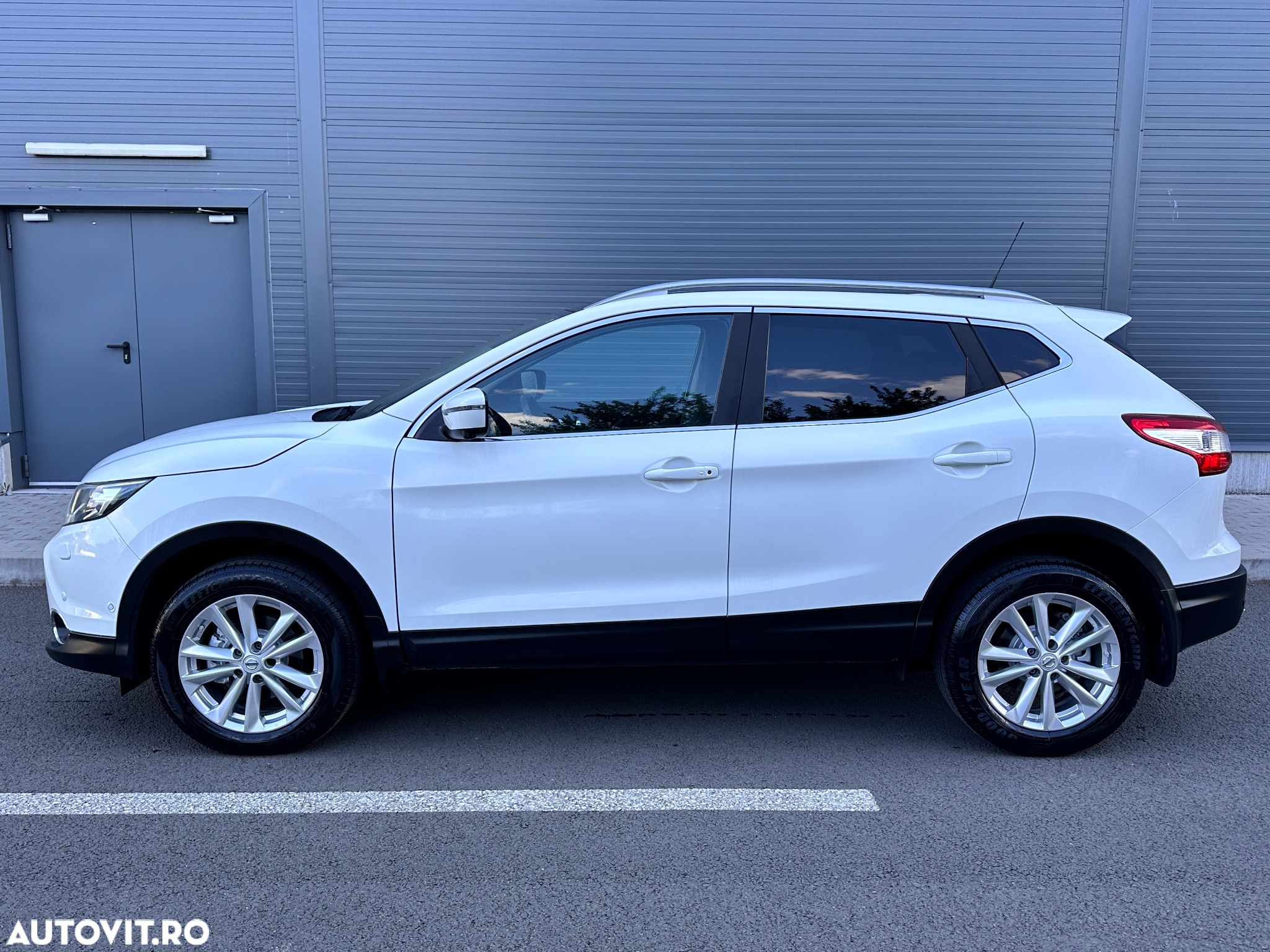 Nissan Qashqai 1.6 DCI Start/Stop 4X4-i Tekna - 12