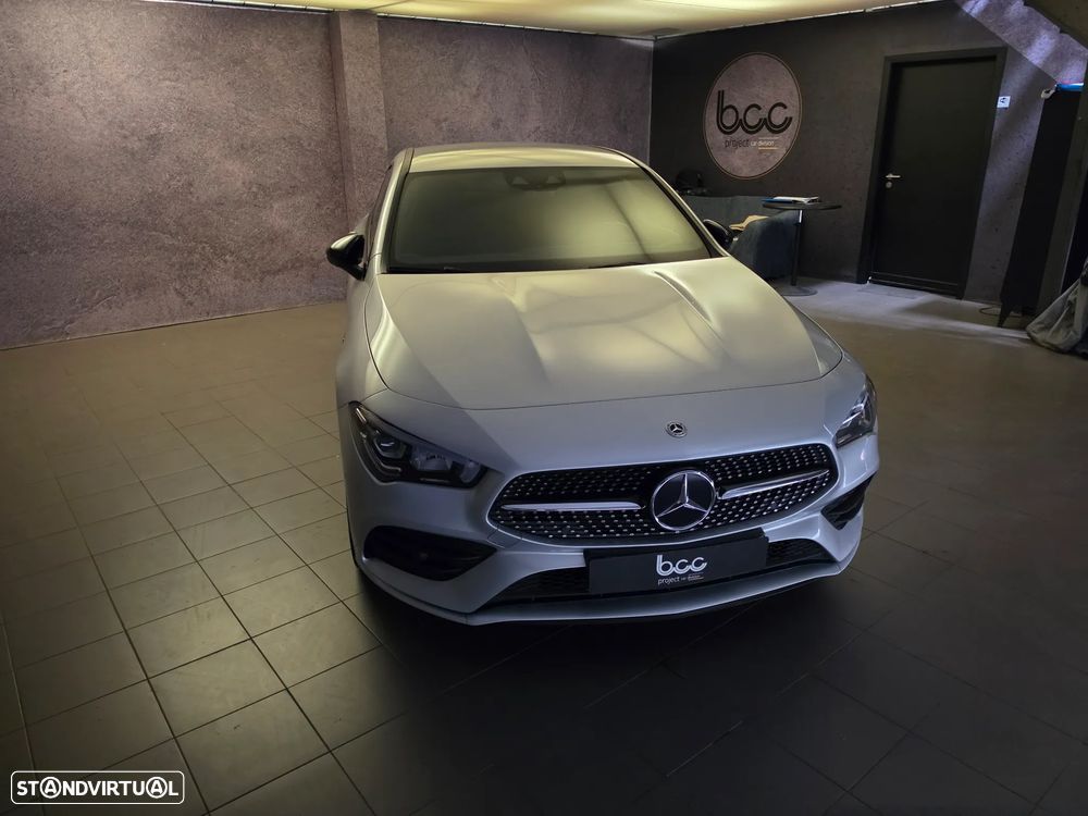 Mercedes-Benz CLA 250 e Shooting Brake AMG Line - 2