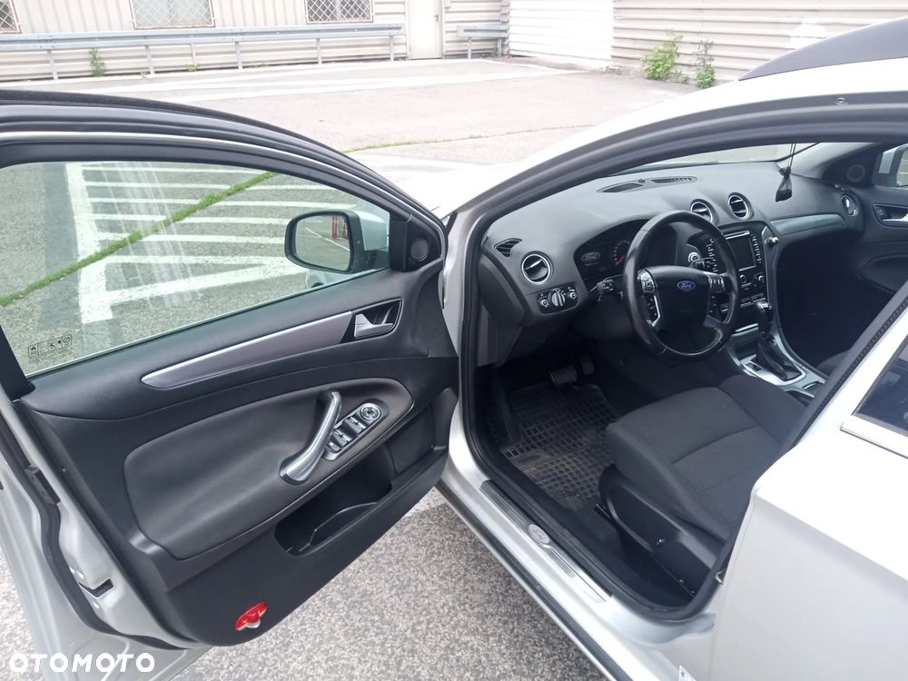 Ford Mondeo 2.0 TDCi Titanium S - 8