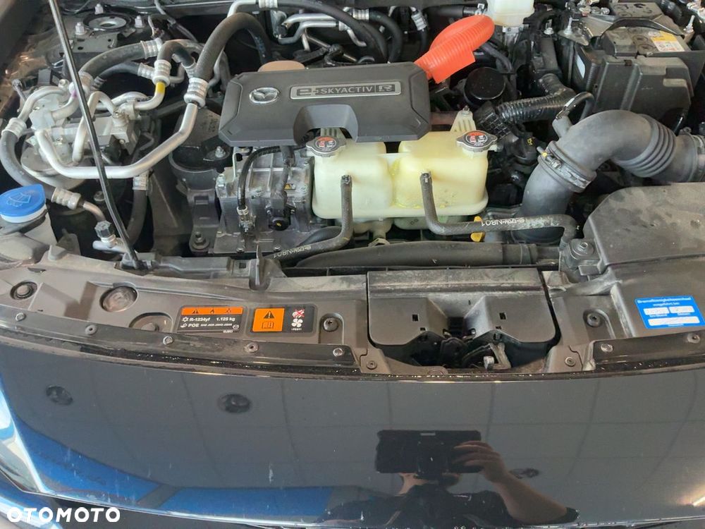 Mazda MX-30 - 8