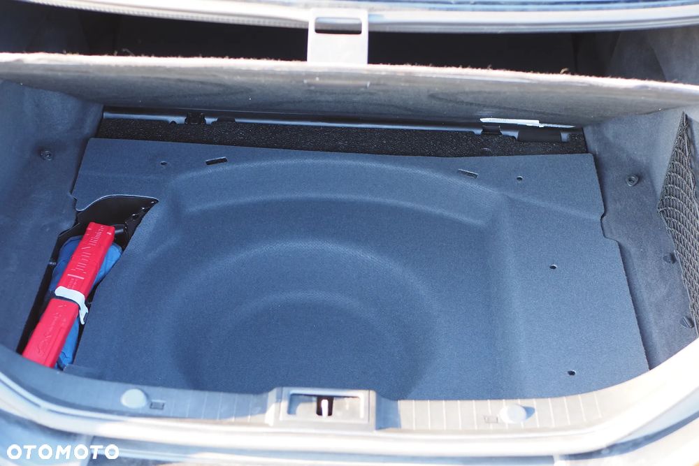 Mercedes-Benz CLS - 38