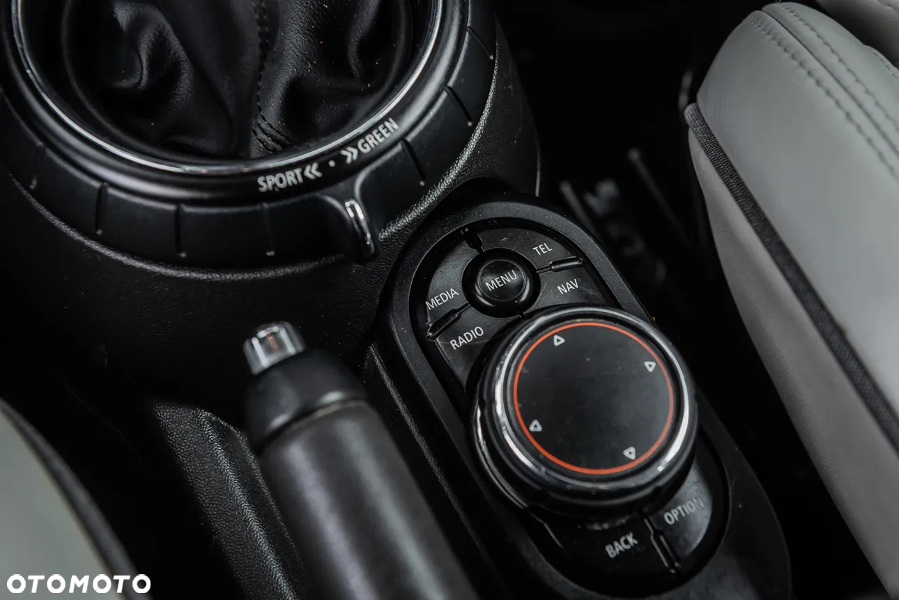 MINI Cooper Multitone Edition - 22