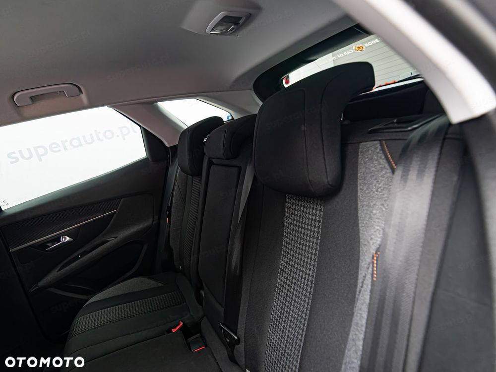Peugeot 3008 - 22