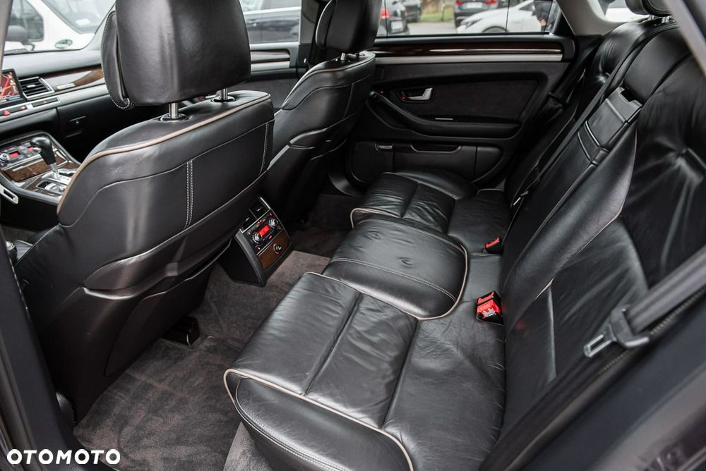Audi A8 4.2 FSI Quattro - 7