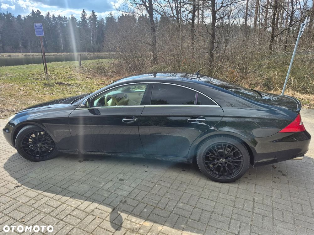 Mercedes-Benz CLS - 6