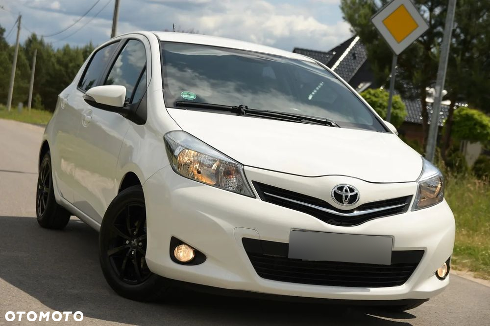 Toyota Yaris - 16
