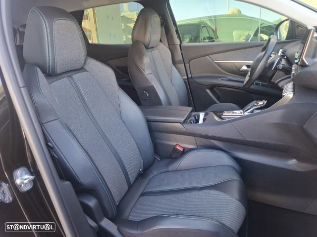 Peugeot 3008 225 e-EAT8 Allure Pack - 41