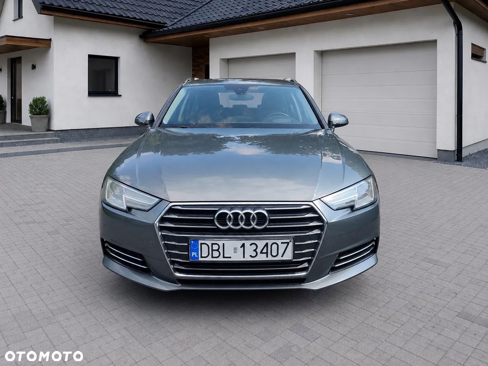 Audi A4 Avant 2.0 TFSI ultra S tronic design - 4