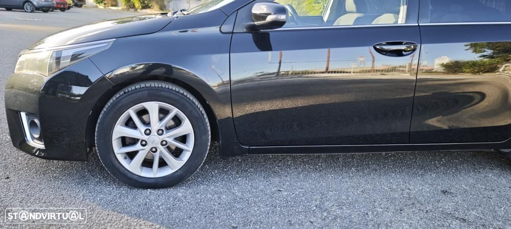 Toyota Corolla - 16