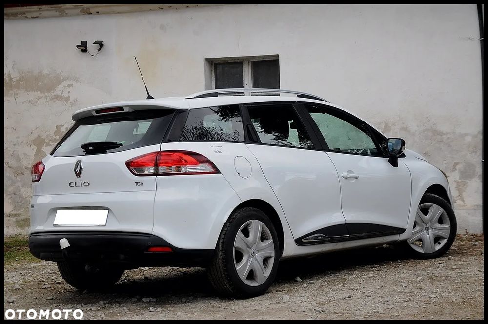 Renault Clio - 23