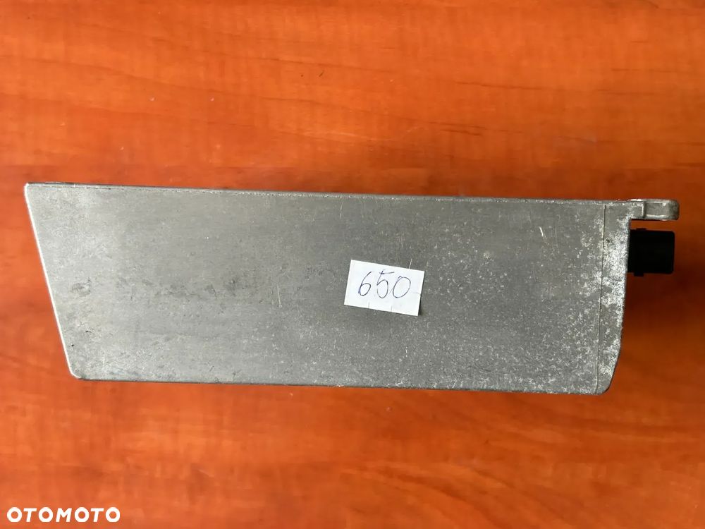 MERCEDES WZMACNIACZ HARMAN BECKER A2049007806 - 8