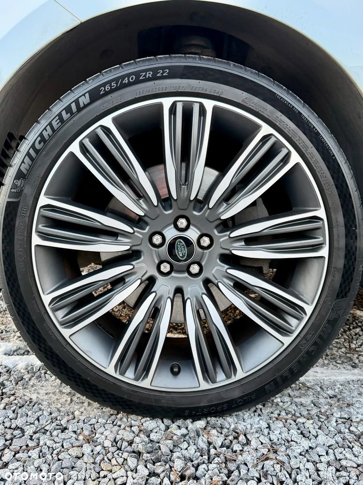 Land Rover Range Rover Velar 3.0 D300 mHEV R-Dynamic SE - 9