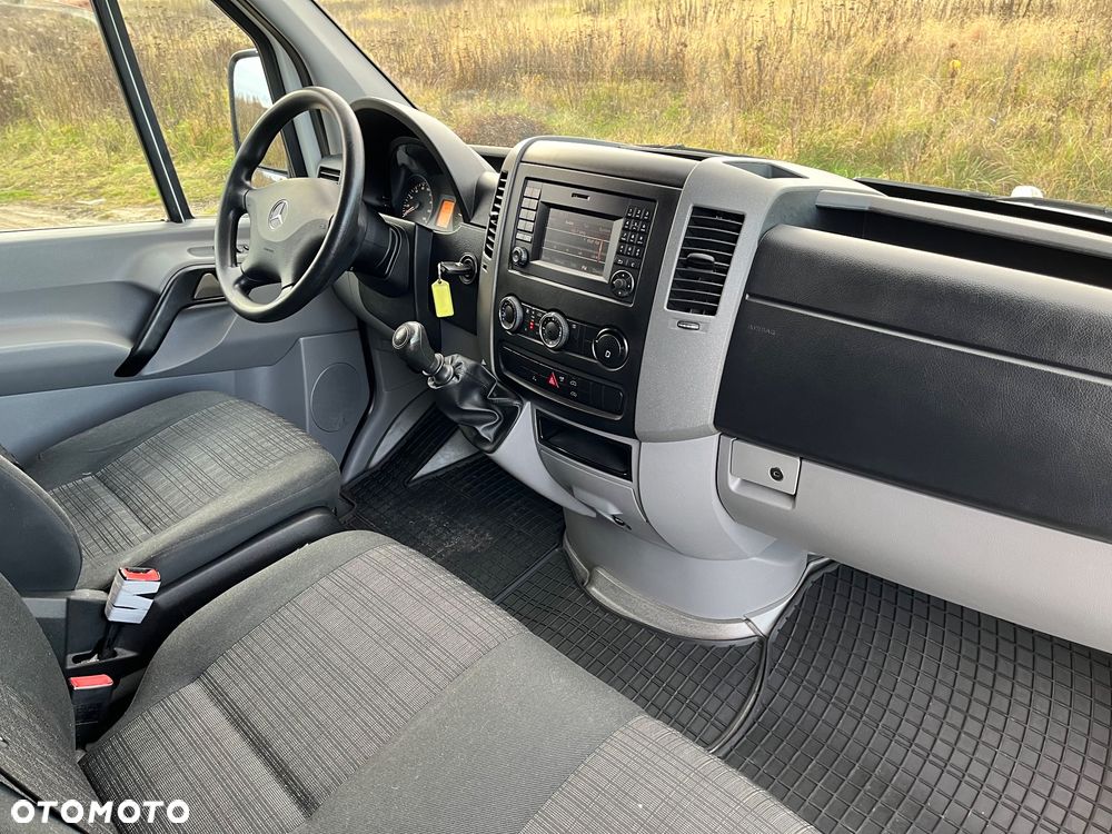 Mercedes-Benz Sprinter - 7