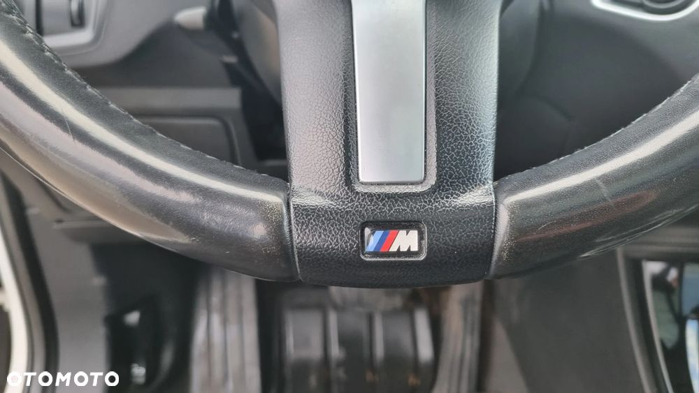 BMW X1 sDrive20i Sport Line - 19