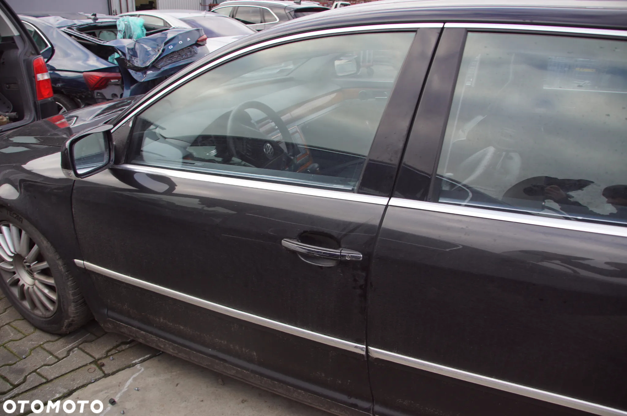 Auto na części 692106889 Volkswagen Phaeton 3.2 V6 AYT lakier lr9v rocznik 2003 skrzynia gde drzwi maska lampa zderzak silnik felga skrzynia amortyzator poduszka alternator rozrusznik pompa - 16