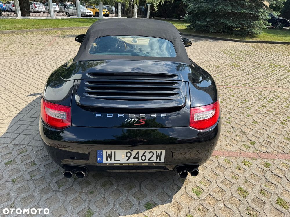 Porsche 911 Carrera S PDK - 24