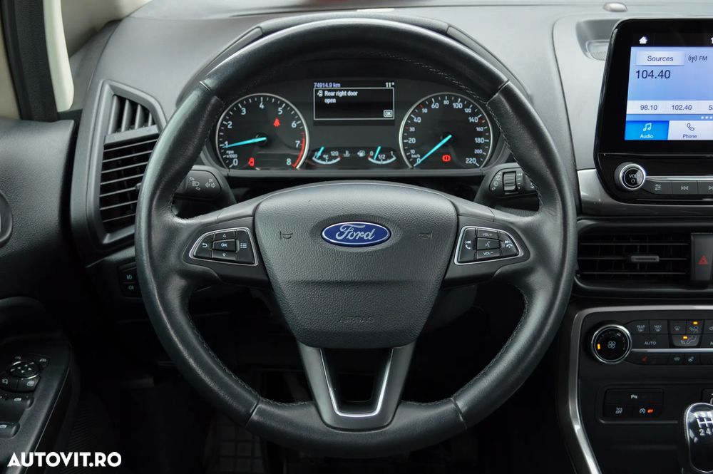 Ford EcoSport 1.0 EcoBoost Titanium - 23