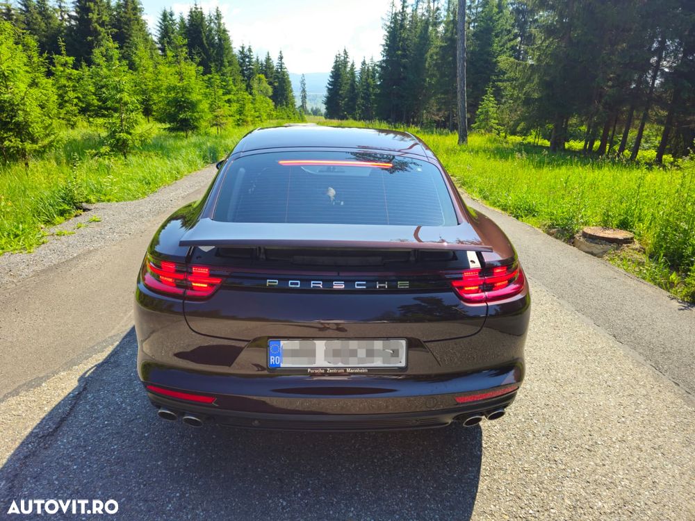 Porsche Panamera 4S - 7