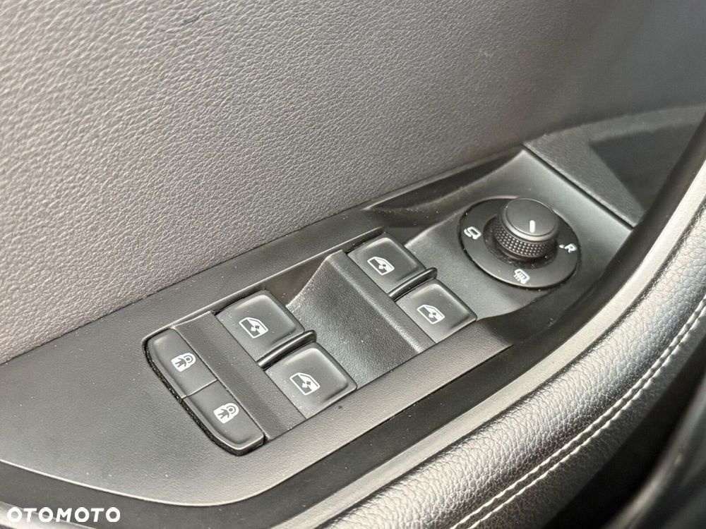 Skoda Superb 2.0 TDI SCR Style DSG - 31